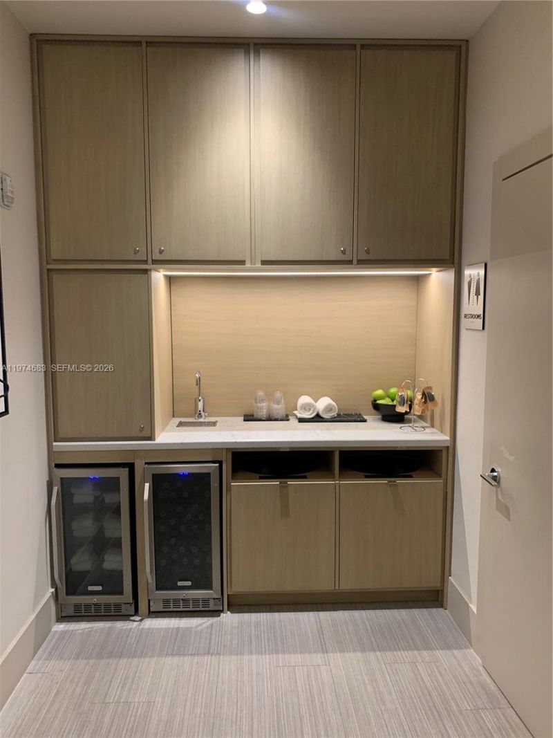 3400 SW 27th Ave , Unit 906, Miami, FL 33133 Photo