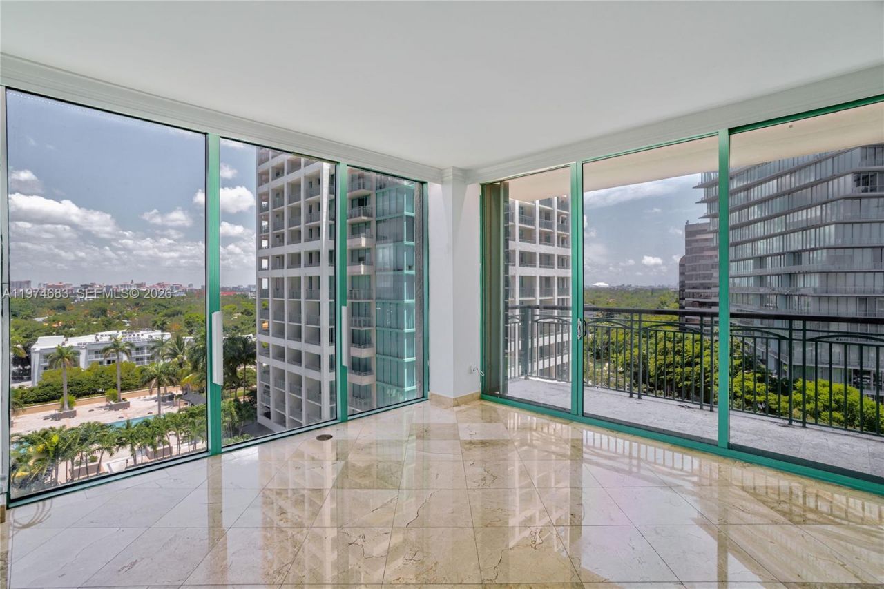 3400 SW 27th Ave , Unit 906, Miami, FL 33133 Photo