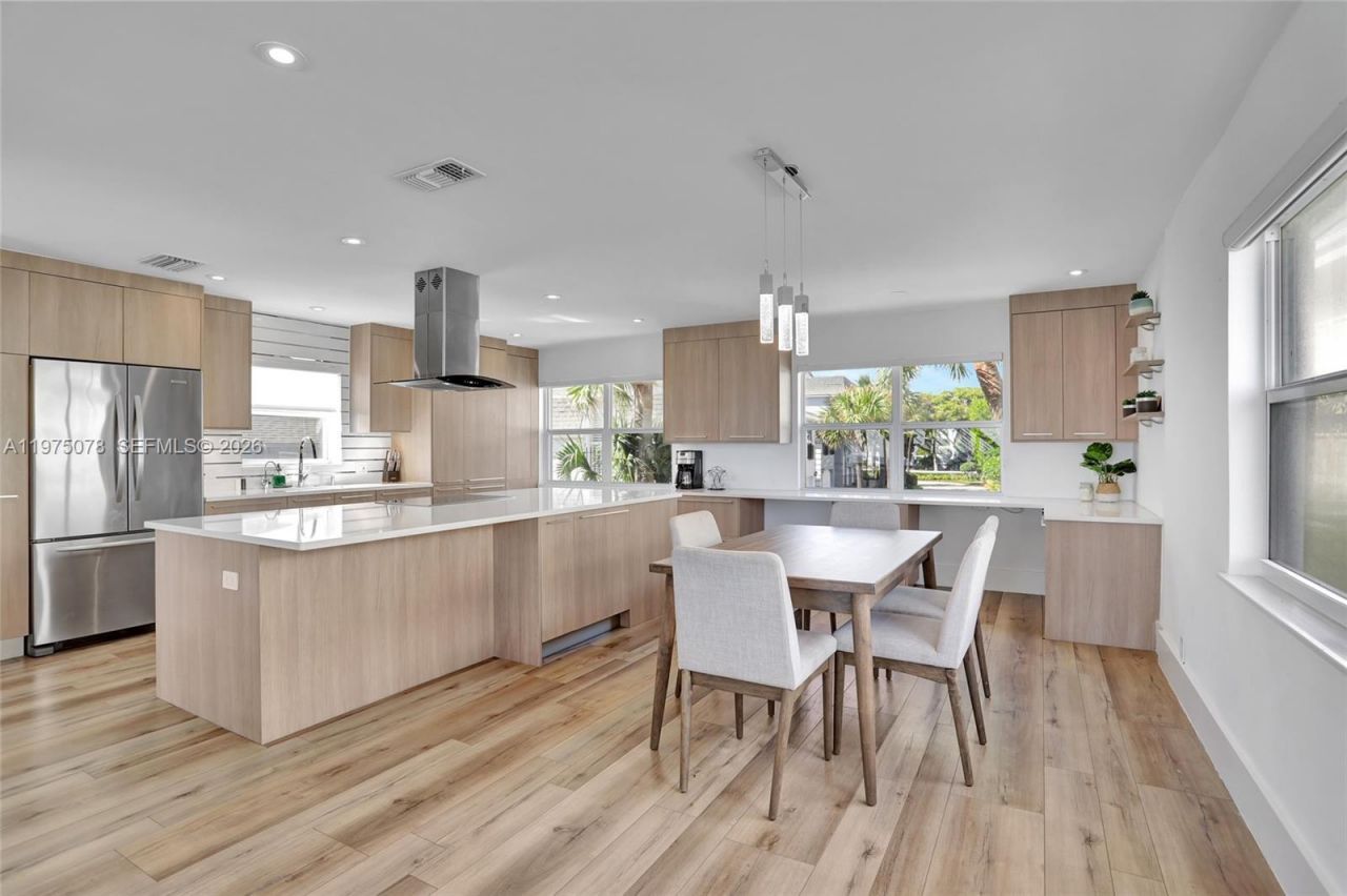 1194 Hillsboro Mile , Unit 1, Hillsboro Beach, FL 33062 Photo