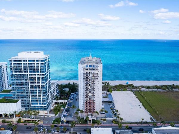 6767 Collins Ave, Unit 706, Miami Beach, FL 33141