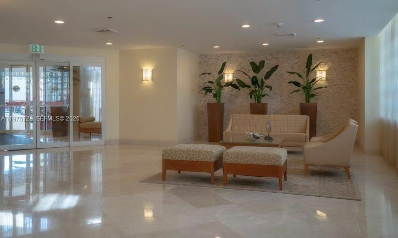 6767 Collins Ave, Unit 706, Miami Beach, FL 33141 Photo