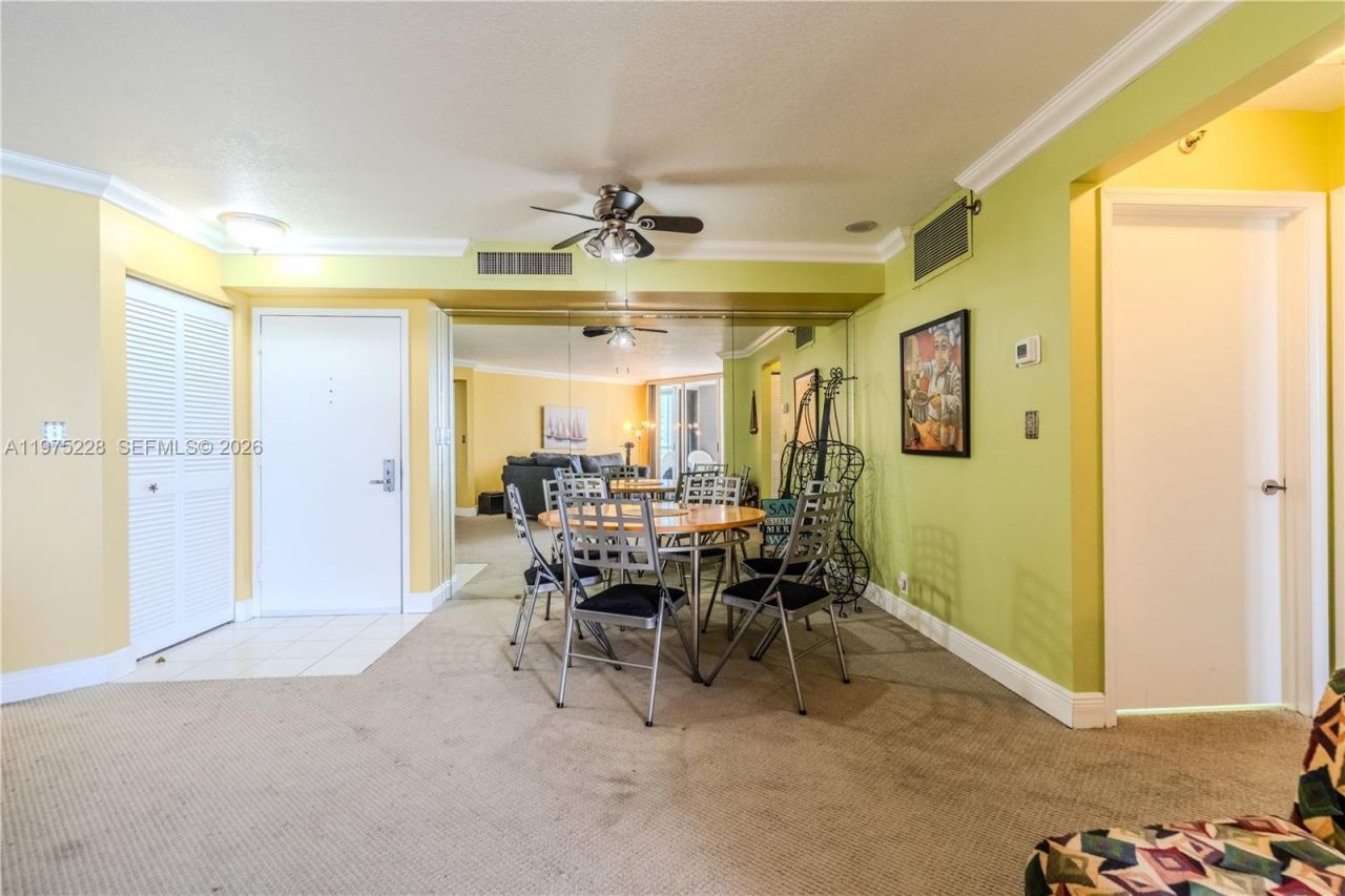 6767 Collins Ave, Unit 706, Miami Beach, FL 33141 Photo