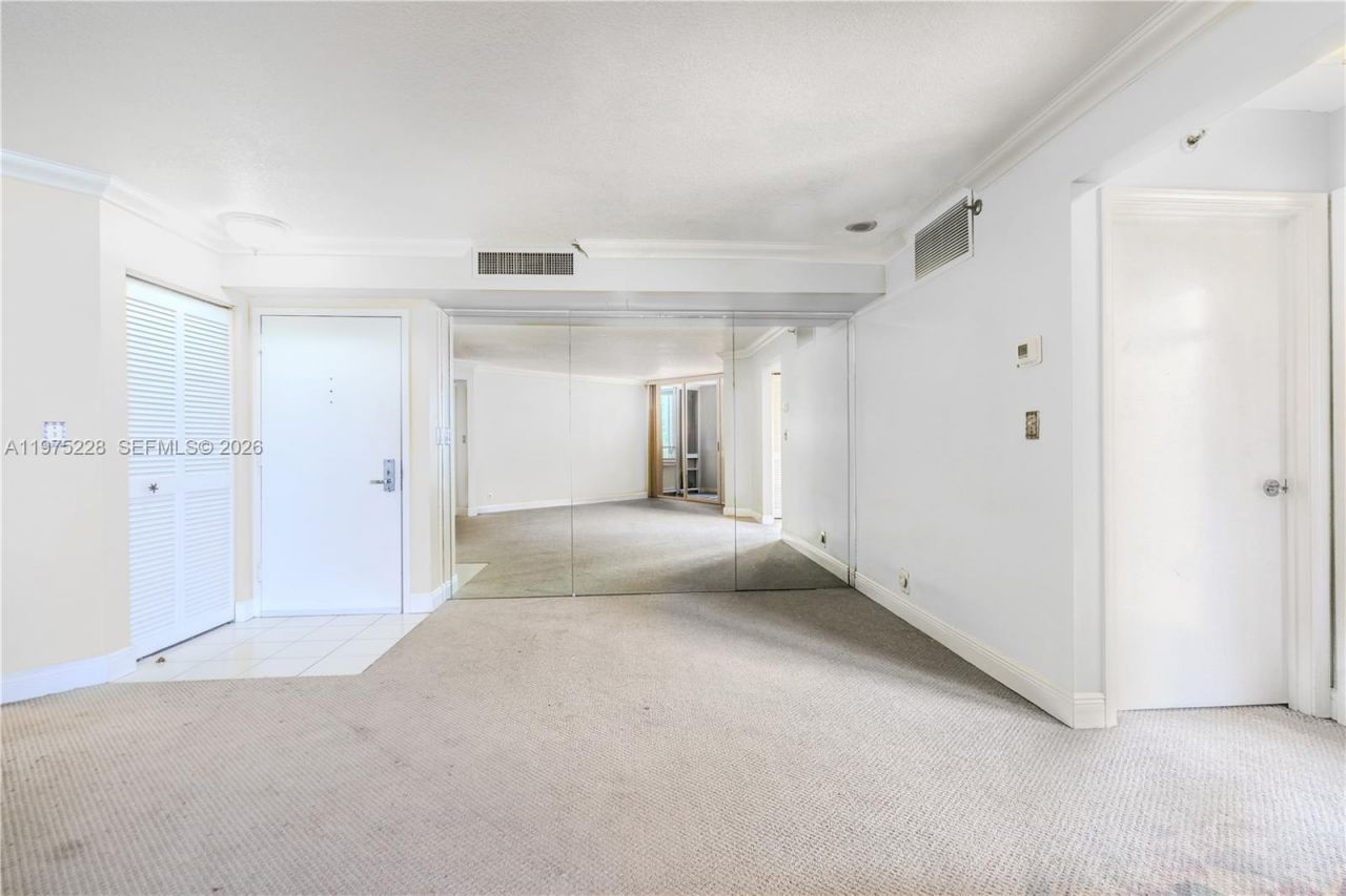 6767 Collins Ave, Unit 706, Miami Beach, FL 33141 Photo