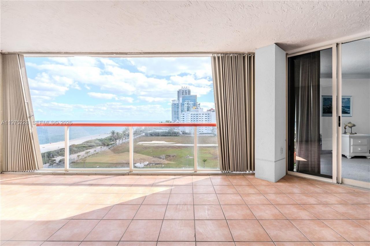 6767 Collins Ave, Unit 706, Miami Beach, FL 33141 Photo