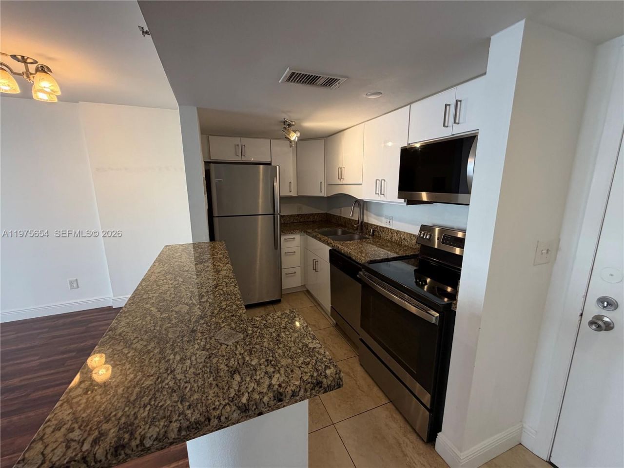 770 Claughton Island Dr , Unit 707, Miami, FL 33131 Photo