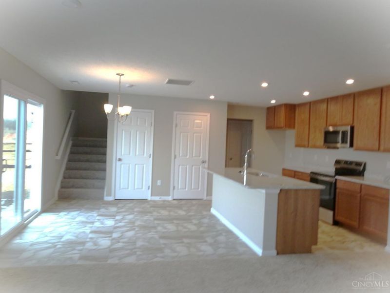 2063 Longmeadow Lane, Batavia, OH 45103 Photo 2