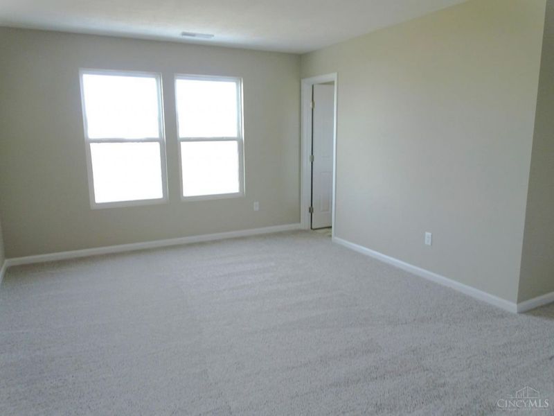 2063 Longmeadow Lane, Batavia, OH 45103 Photo 8