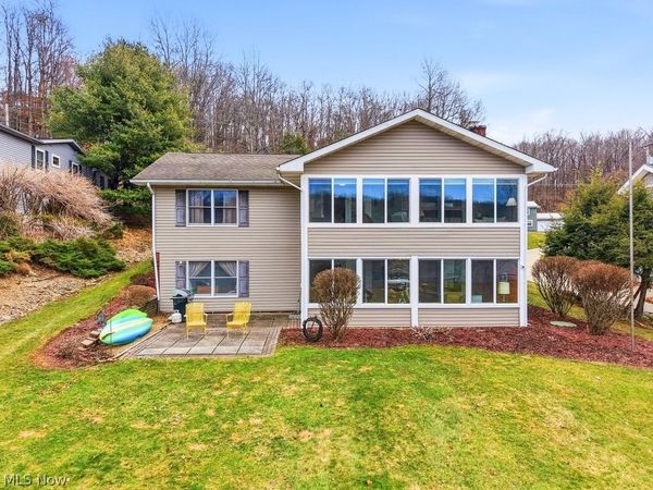 254 W Mohawk Drive , Malvern, OH 44644