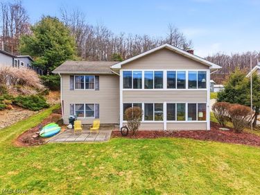 254 W Mohawk Drive, Malvern, OH 44644