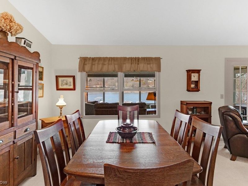 254 W Mohawk Drive , Malvern, OH 44644 Photo 10