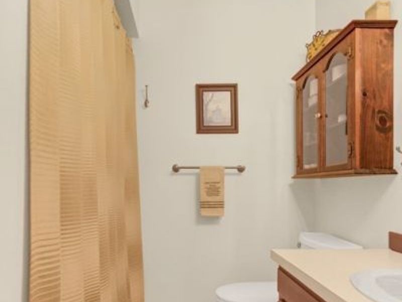 254 W Mohawk Drive , Malvern, OH 44644 Photo 19