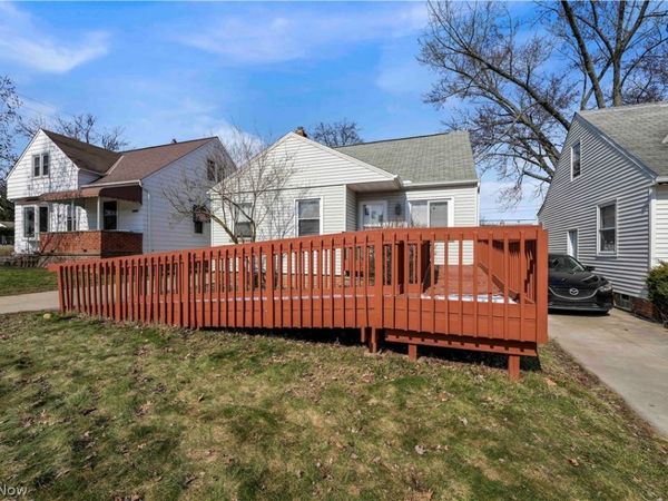 15705 Maplewood Avenue , Maple Heights, OH 44137