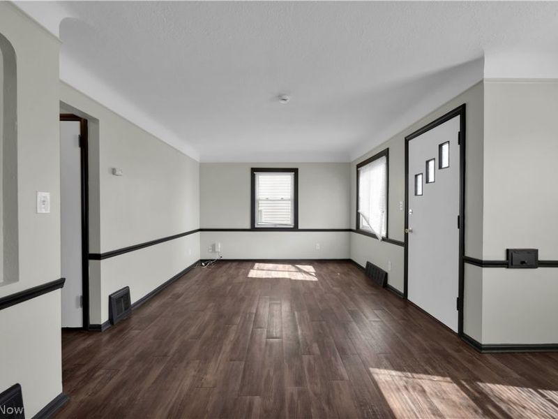 15705 Maplewood Avenue, Maple Heights, OH 44137 Photo 5