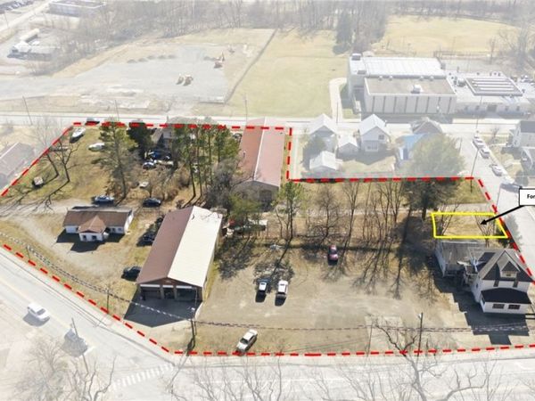 1128 7th Street, Parkersburg, WV 26101