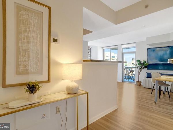 851 N GLEBE ROAD, Unit 812, ARLINGTON, VA 22203