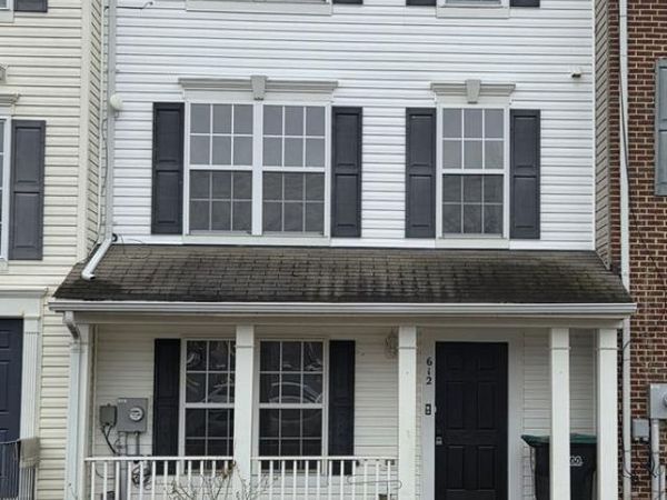 612 PENDLETON LANE, STRASBURG, VA 22657