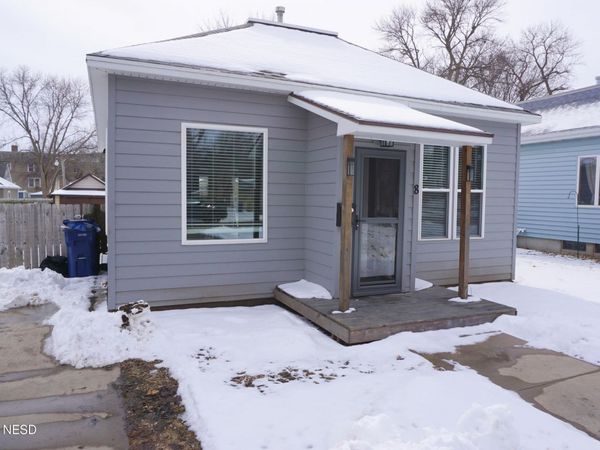 8 4TH AVENUE NW, Watertown, SD 57201