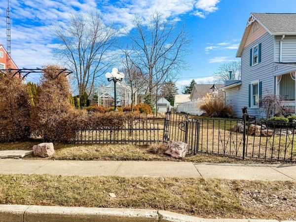 908 N Sugar Street, Celina, OH 45822