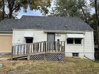 4660 E 43rd Terrace, Kansas City, MO 64130