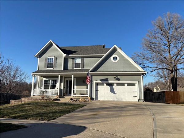 908 N 2nd St Street, Louisburg, KS 66053