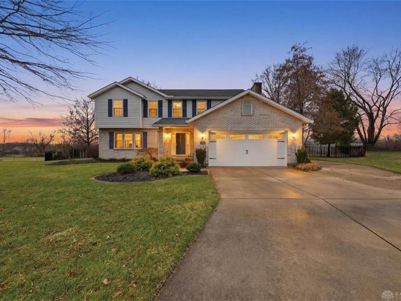 6293 Jessica Court, Liberty Township, OH 45044 Photo 1