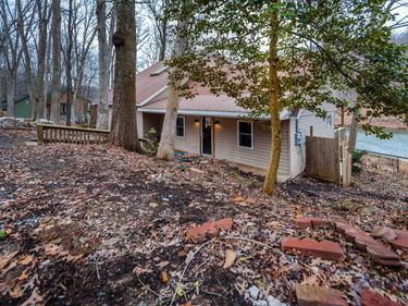 450 Wildwood Lake, Morgantown, WV 26508