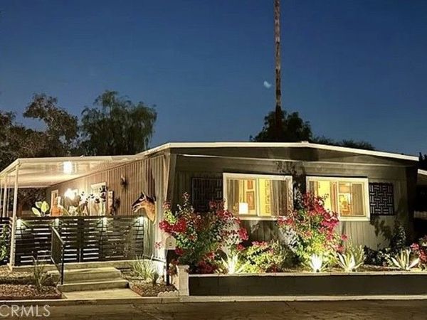 70260 Highway 111, Unit 16, Rancho Mirage, CA 92270