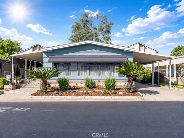 2201 Lake View, La Habra, CA 90631