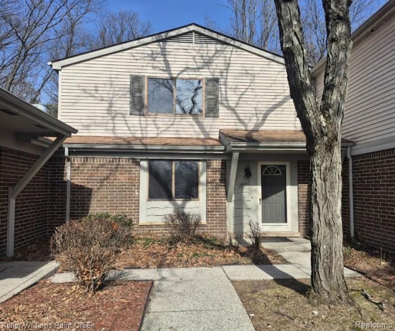 26728 Farmbrook Villa Drive , Southfield, MI 48034 Main Photo