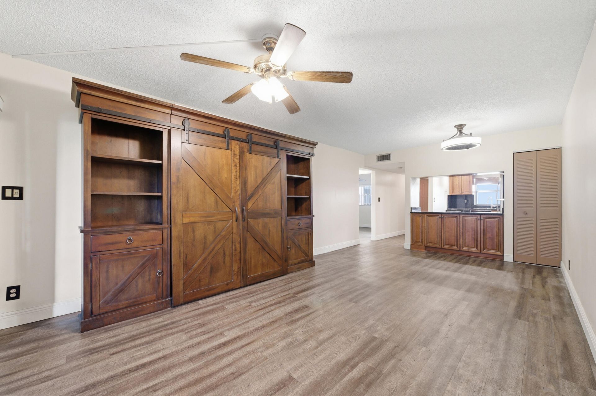 1981 W Woolbright Road, Unit E101, Boynton Beach, FL 33426 Photo