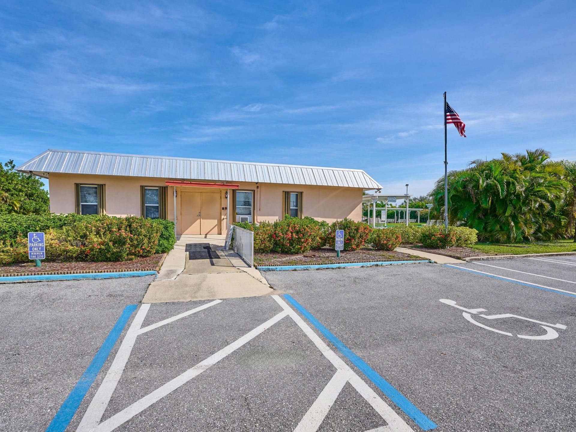 6950 SE Ridgeway Terrace, Hobe Sound, FL 33455 Photo