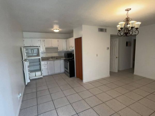 5050 SW 40th Avenue, Unit 4, Dania Beach, FL 33314