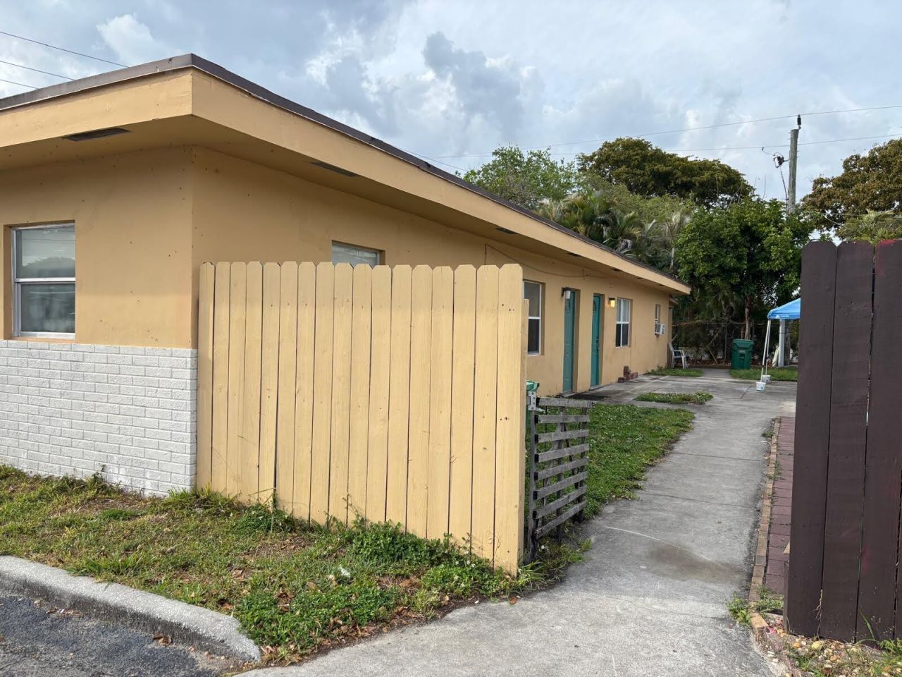 5050 SW 40th Avenue, Unit 4, Dania Beach, FL 33314 Photo