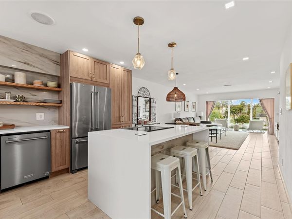 2400 NE 36th St, Unit 12, Lighthouse Point, FL 33064