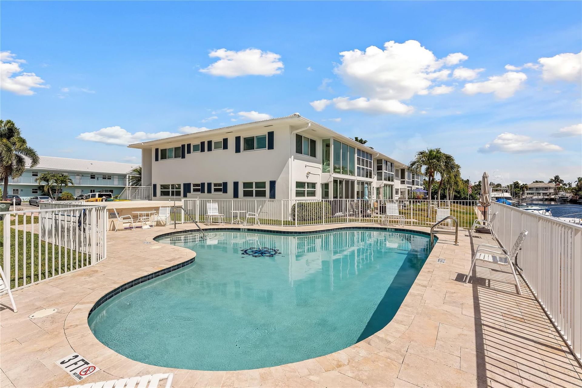 2400 NE 36th Street, Unit 12, Lighthouse Point, FL 33064 Photo