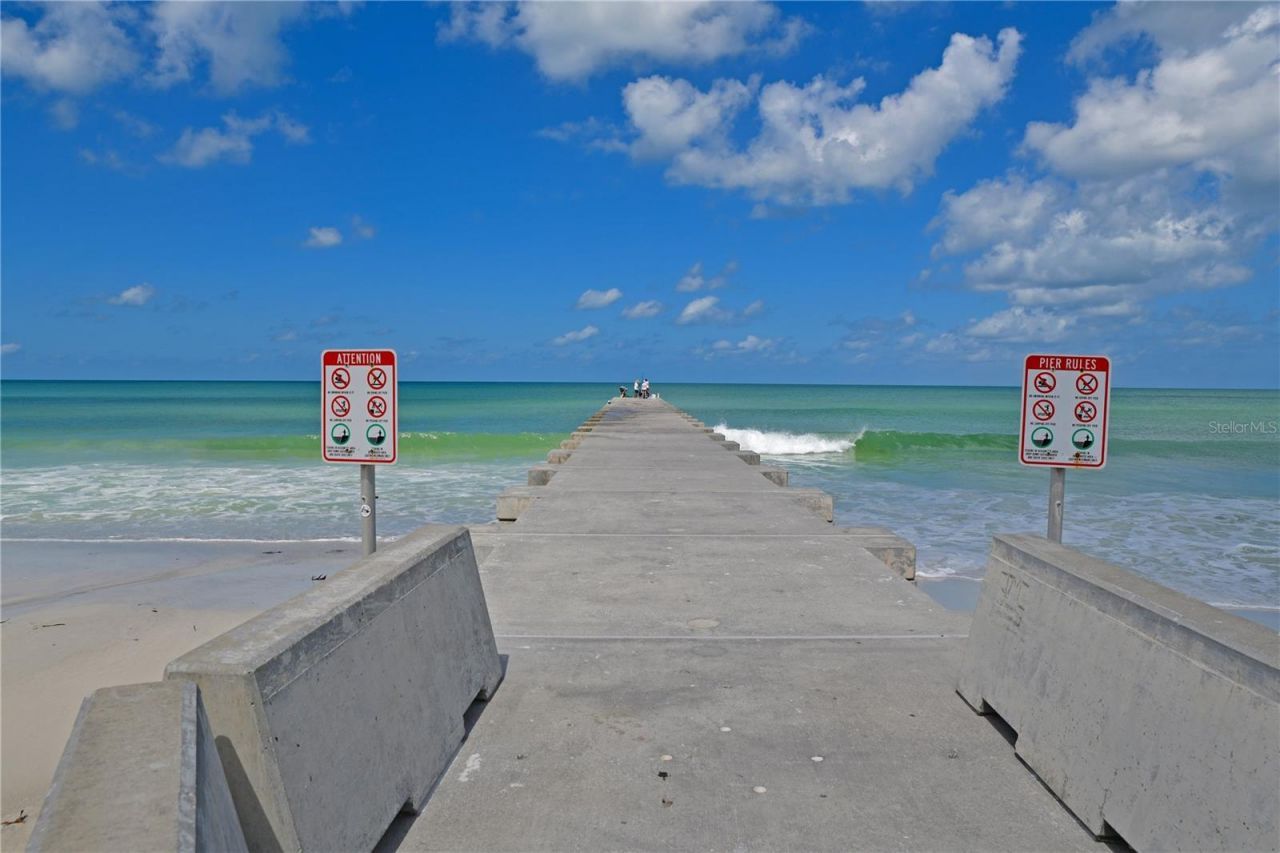 216 Gladiolus Street, Anna Maria, FL 34216 Photo