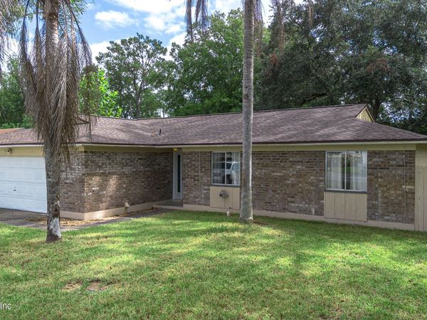 147 KNIGHT BOXX Road, Middleburg, FL 32068