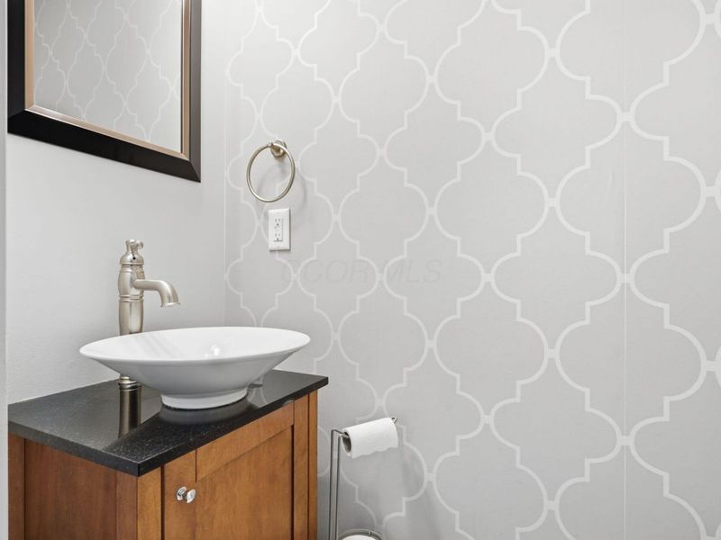 52 N Ardmore Road, Columbus, OH 43209 Photo 19