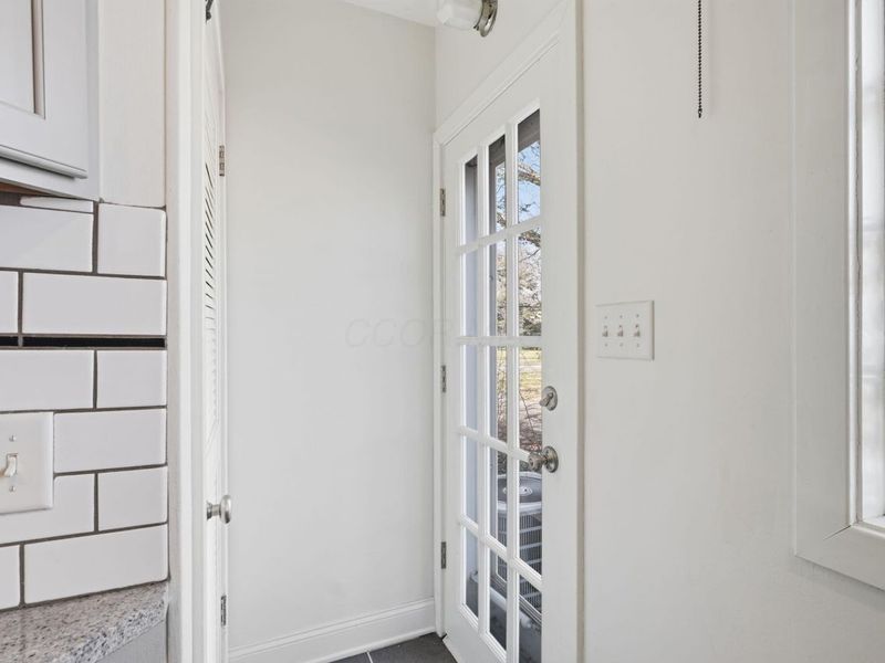 52 N Ardmore Road, Columbus, OH 43209 Photo 22