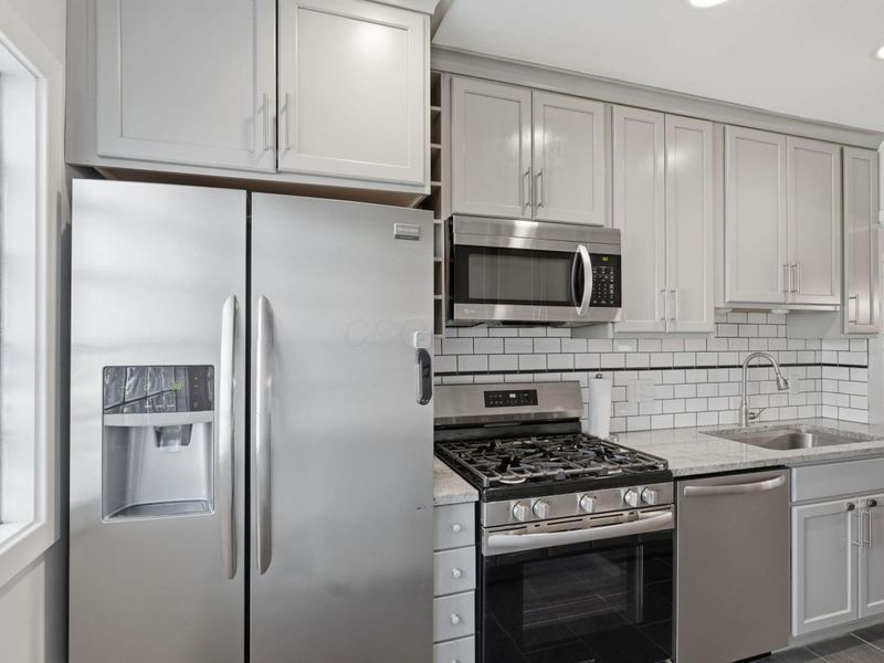 52 N Ardmore Road, Columbus, OH 43209 Photo 23