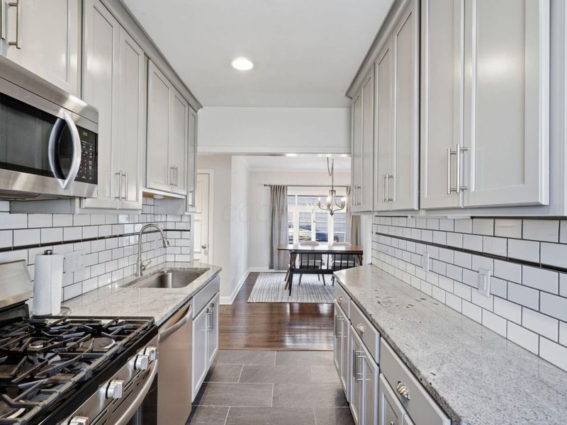 52 N Ardmore Road, Columbus, OH 43209 Photo 24