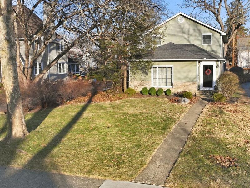 52 N Ardmore Road, Columbus, OH 43209 Photo 4