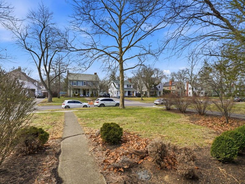 52 N Ardmore Road, Columbus, OH 43209 Photo 7