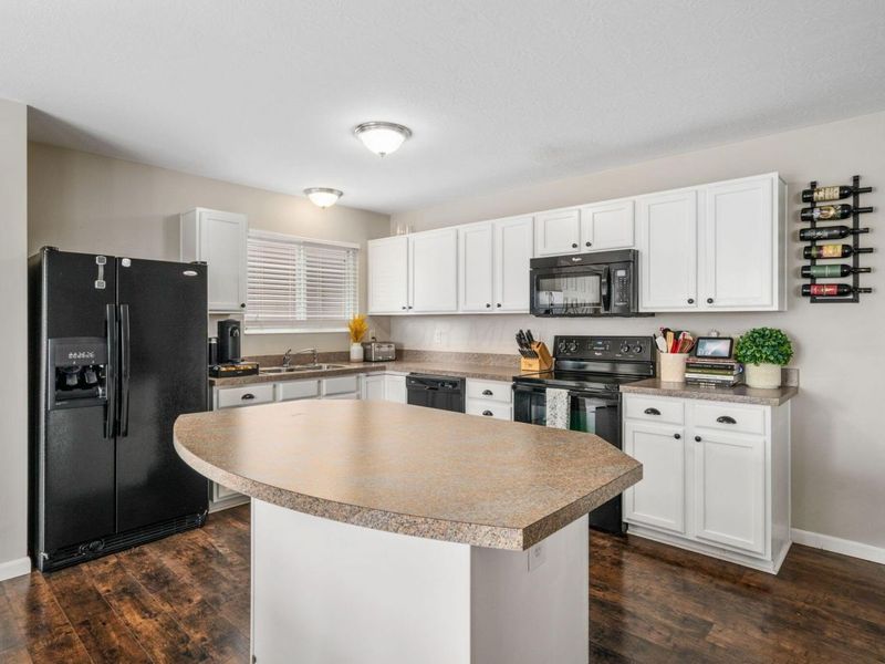 5018 Grimm Drive, Lockbourne, OH 43137 Photo 13