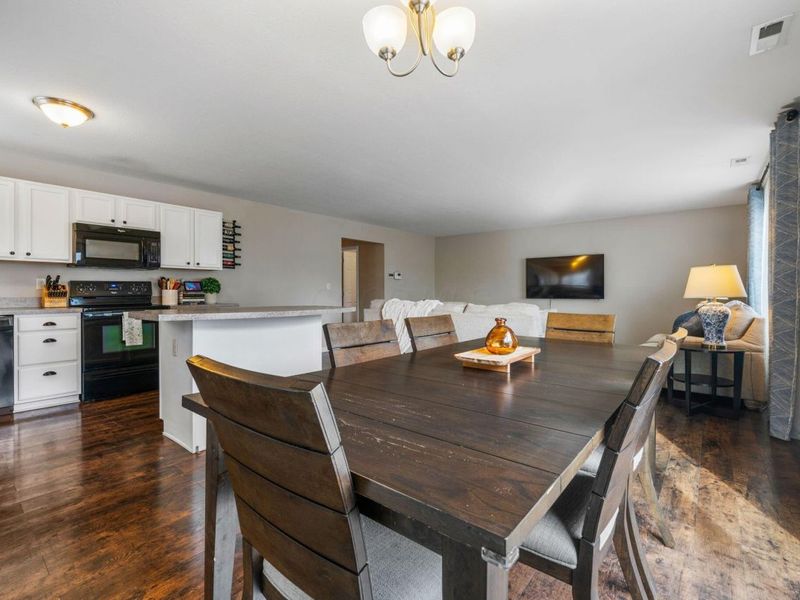 5018 Grimm Drive, Lockbourne, OH 43137 Photo 21