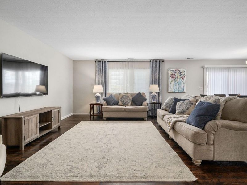 5018 Grimm Drive, Lockbourne, OH 43137 Photo 5