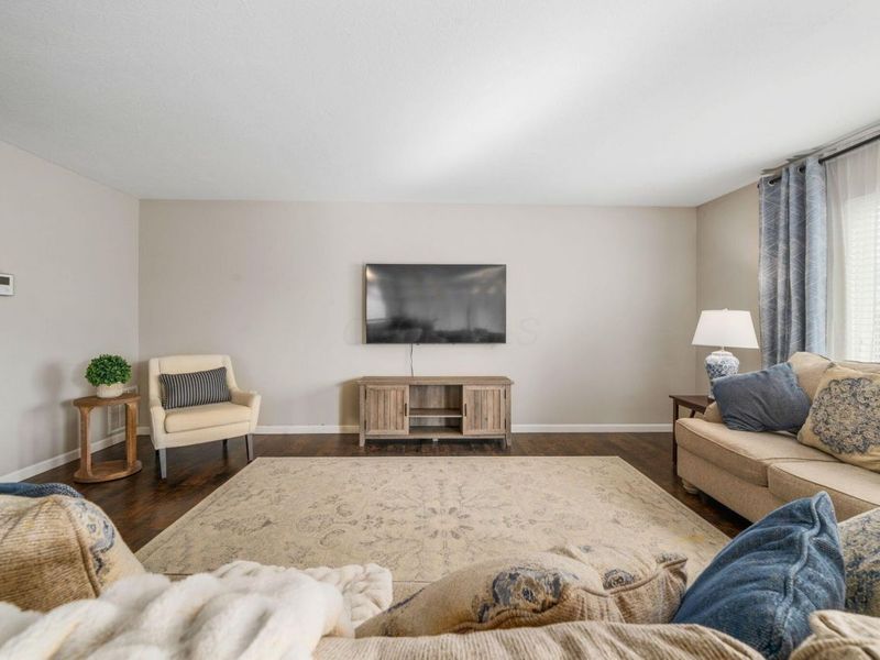 5018 Grimm Drive, Lockbourne, OH 43137 Photo 8