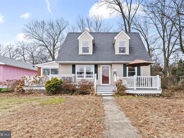 916 BRYANT AVENUE , COLONIAL BEACH, VA 22443