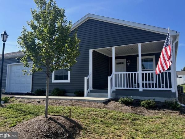 443 EASTWOOD LN, LANCASTER, PA 17603
