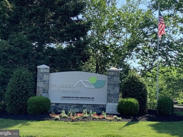 443 EASTWOOD LN, LANCASTER, PA 17603